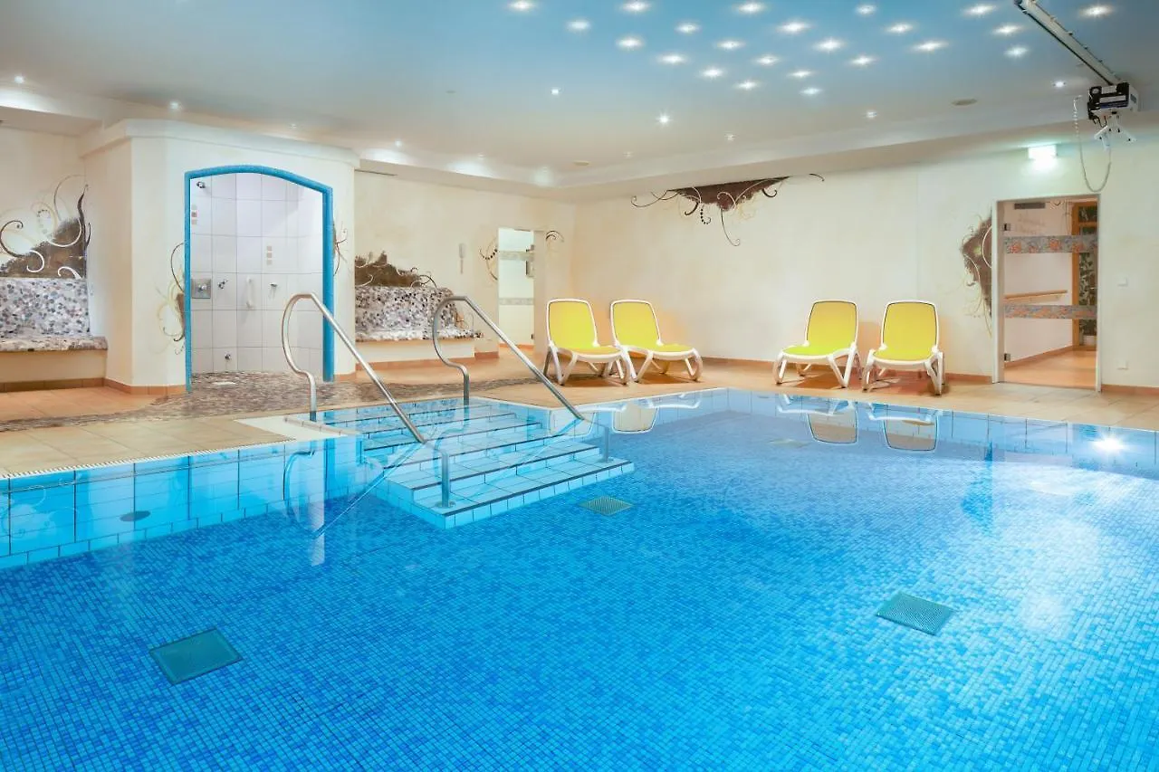 Viktoria Ferienhaus: Family Wellness Retreat with 4-Star Amenities Oberstdorf