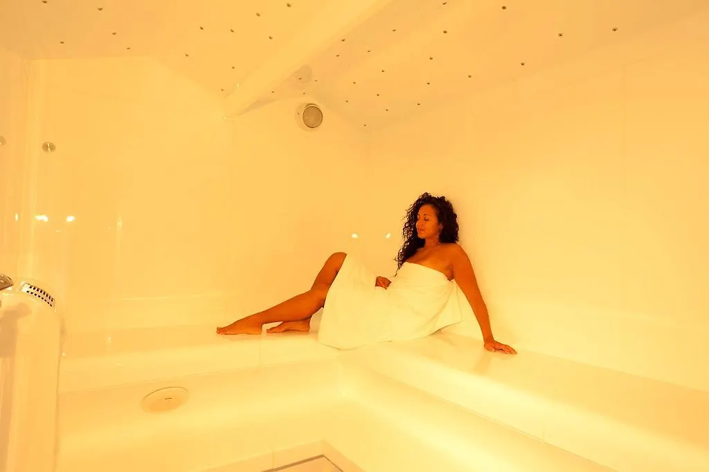 Viktoria Ferienhaus: Family Wellness Retreat with 4-Star Amenities Oberstdorf 4*,  Germany