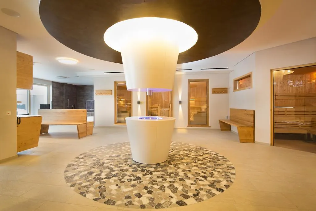 Viktoria Ferienhaus: Family Wellness Retreat with 4-Star Amenities Oberstdorf Holiday home