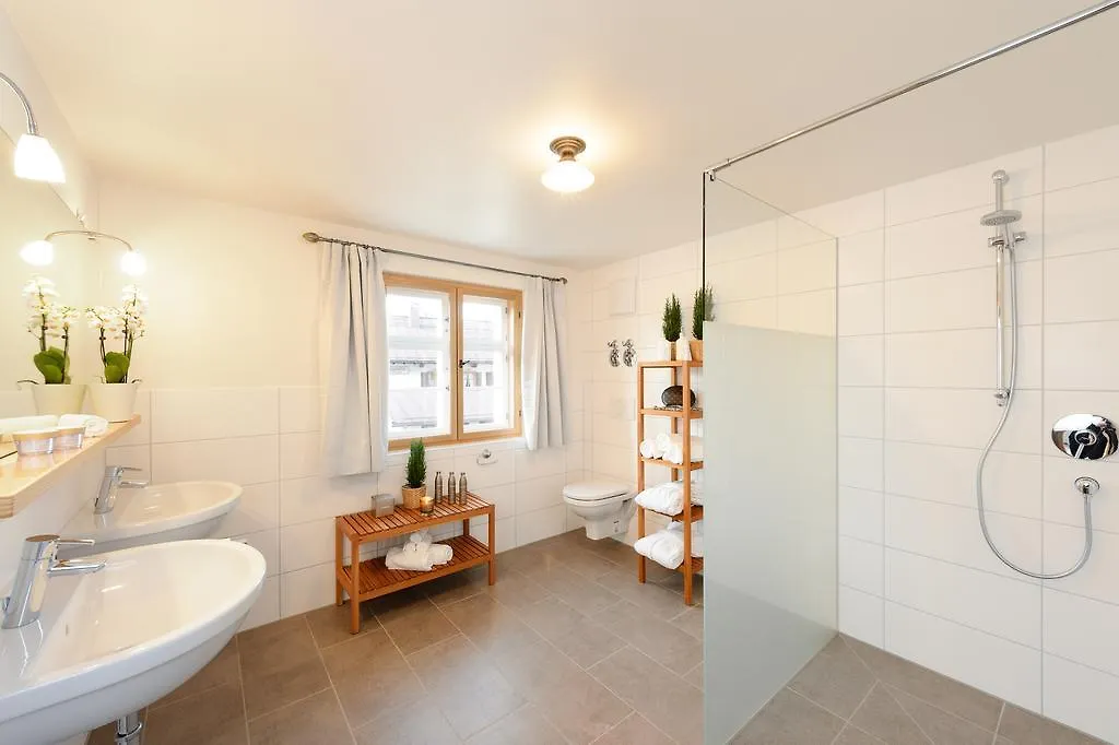 Viktoria Ferienhaus: Family Wellness Retreat with 4-Star Amenities Oberstdorf Holiday home