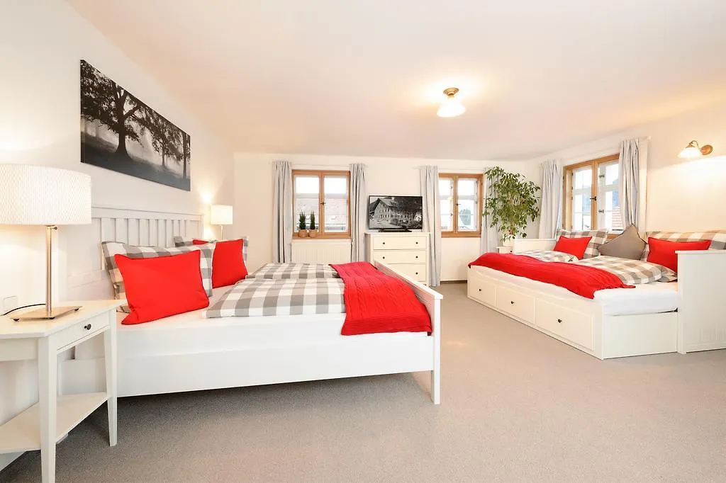Viktoria Ferienhaus: Family Wellness Retreat with 4-Star Amenities Oberstdorf