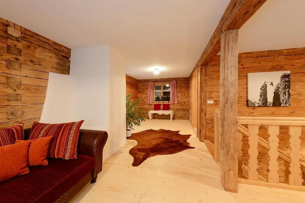 Viktoria Ferienhaus: Family Wellness Retreat with 4-Star Amenities Oberstdorf